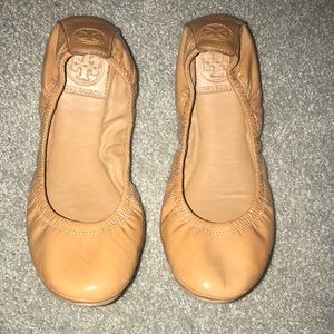 Brown Tory Burch ballet flat